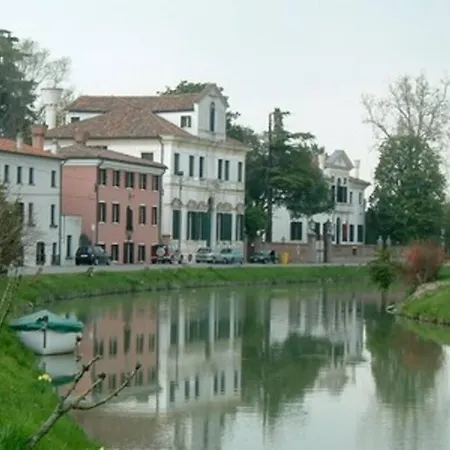 Olanda Apartment